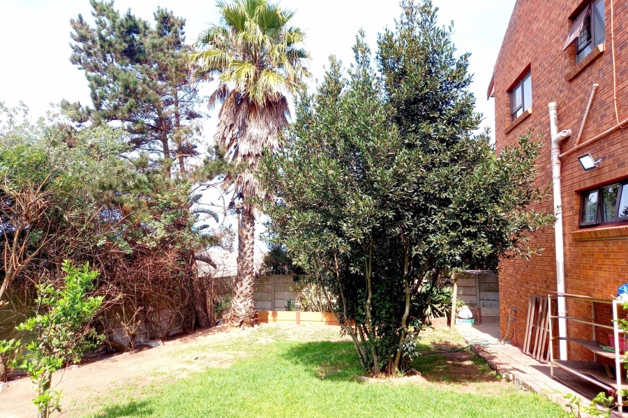 5 Bedroom Property for Sale in Vredenburg Western Cape